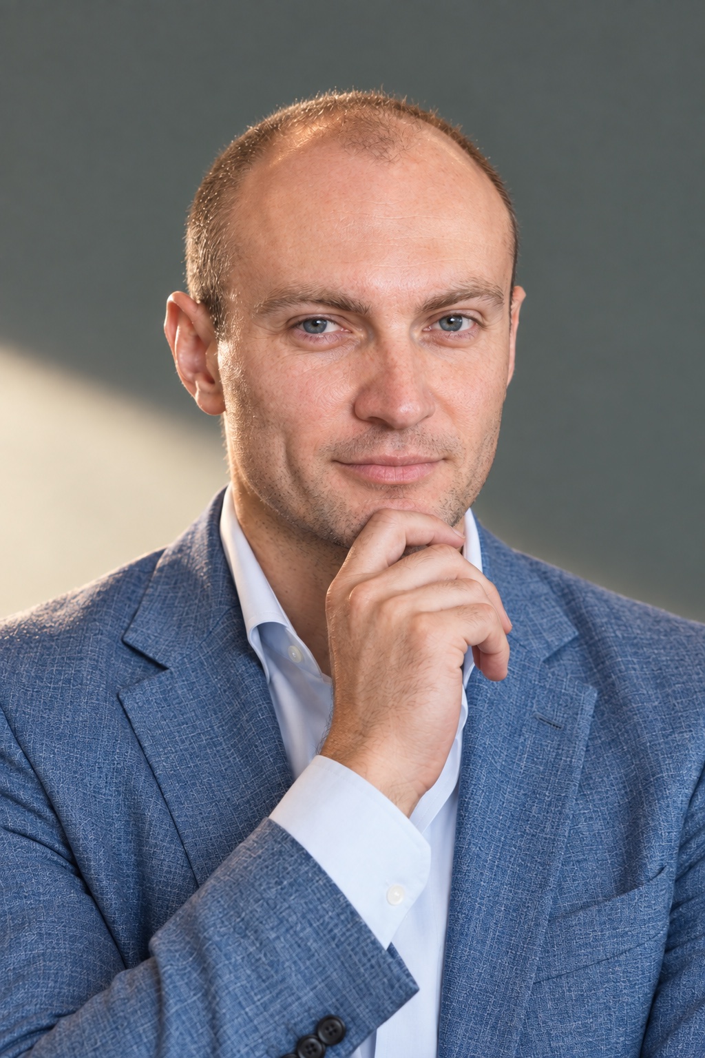 Андрій Бузаров